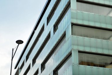 Modern, lüks apartman binası..  