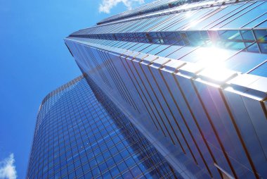 Modern ofis binası. Modern binanın mimari detaylar