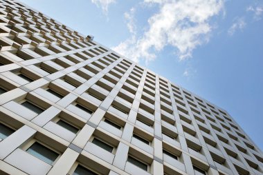 Modern ofis binası. Modern binanın mimari detaylar