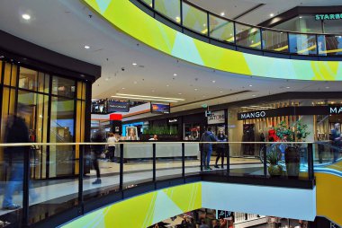 En büyük alışveriş Kaskada merkezidir