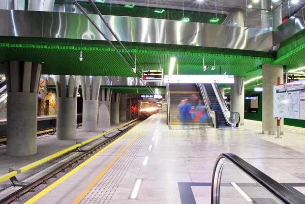 Varşova Metro İstasyonu — Stok fotoğraf