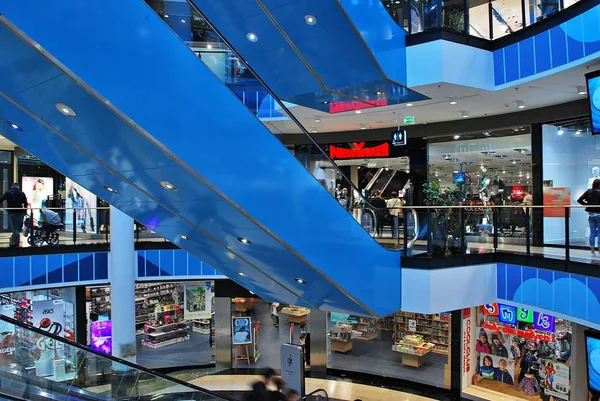 Kaskada センターは、最大のショッピング — ストック写真