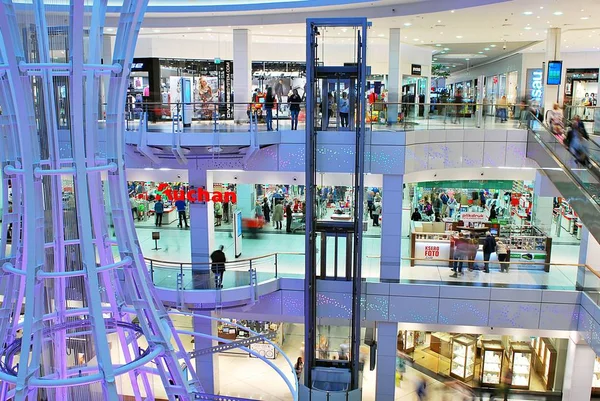 GALAXY Centre es el centro comercial más grande —  Fotos de Stock