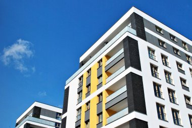  Modern, lüks apartman binası.