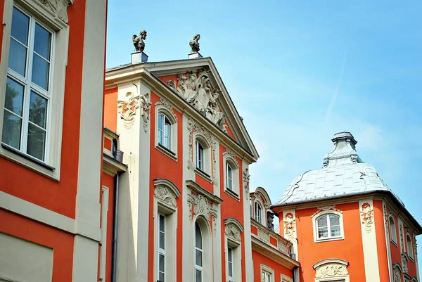 Edifício histórico. Prédio real — Fotografia de Stock