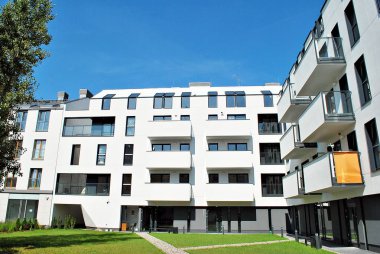 Modern, lüks apartman binası..