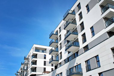 Modern, lüks apartman binası..