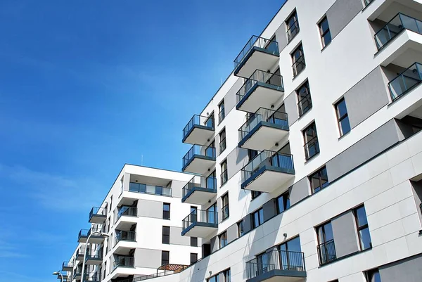 Modern, Luxury Apartment Building. — Stock Photo, Image