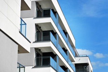 Modern, lüks apartman binası..