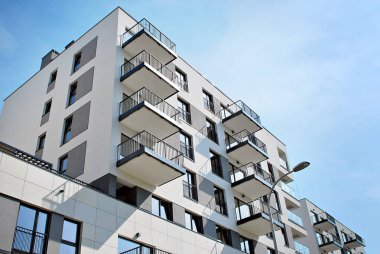 Modern, lüks apartman binası..