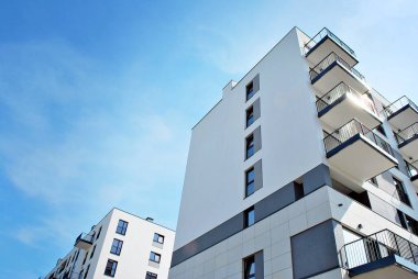 Modern, lüks apartman binası..