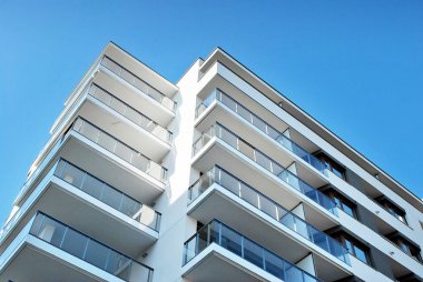 Modern, lüks apartman binası..