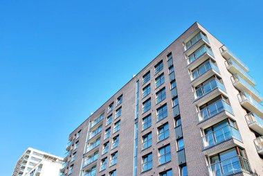 Modern, lüks apartman binası..