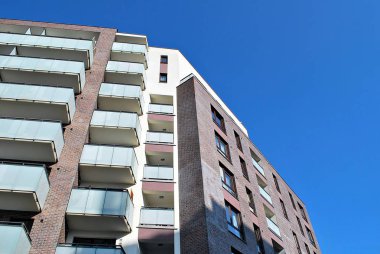 Modern, lüks apartman binası..