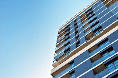 Modern, lüks apartman binası..