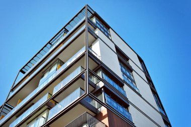 Modern, lüks apartman binası..