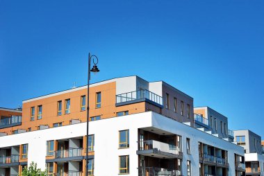Modern, lüks apartman binası..
