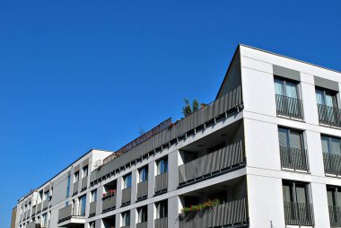 Modern, lüks apartman binası..