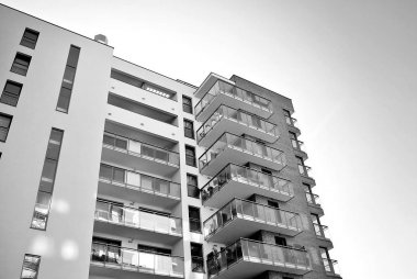 Modern, lüks apartman. Siyah ve beyaz