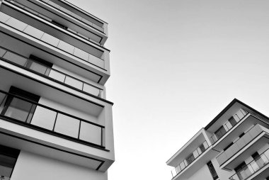 Modern, lüks apartman. Siyah ve beyaz