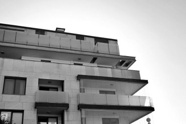 Modern, lüks apartman. Siyah ve beyaz