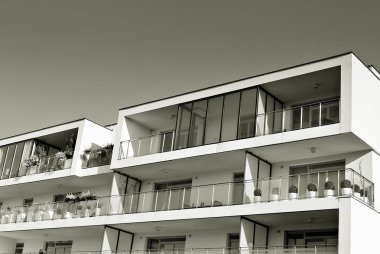 Modern, lüks apartman. Siyah ve beyaz