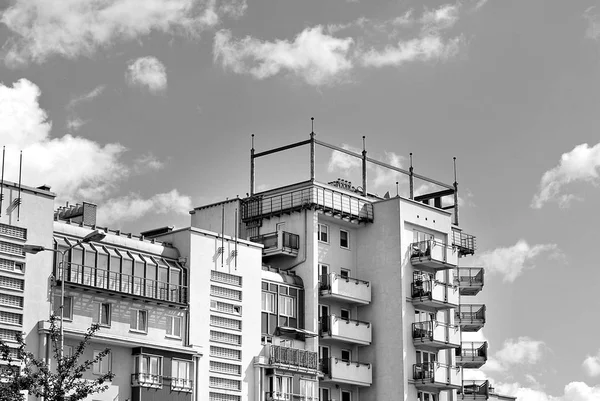 Modern, lüks apartman. Siyah ve beyaz