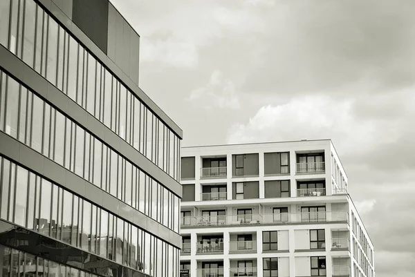 Modern, lüks apartman. Siyah ve beyaz