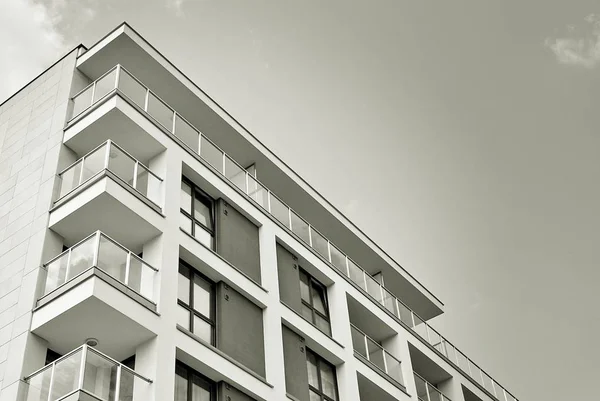 Modern, lüks apartman. Siyah ve beyaz