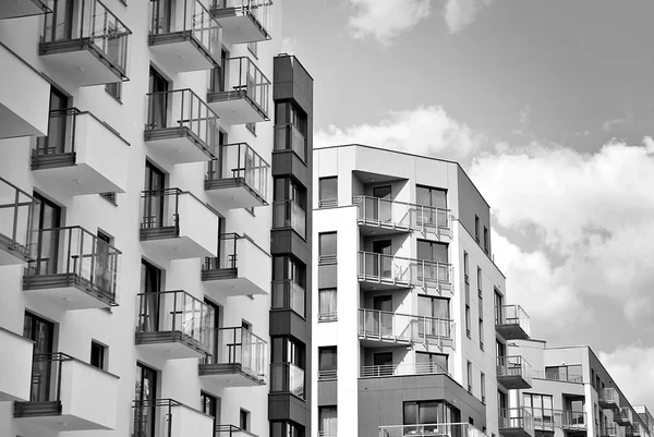 Modern, lüks apartman. Siyah ve beyaz