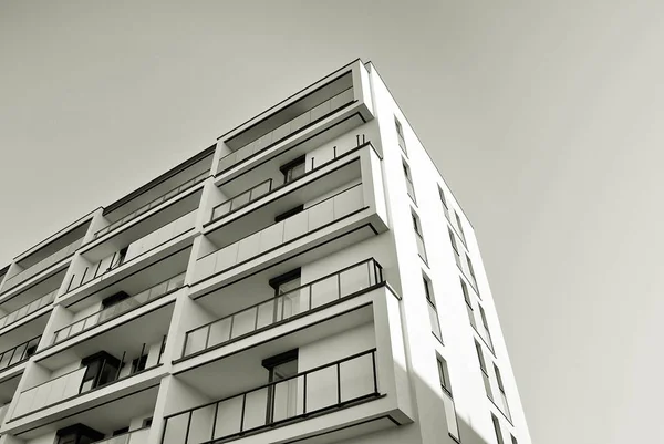 Modern, lüks apartman. Siyah ve beyaz