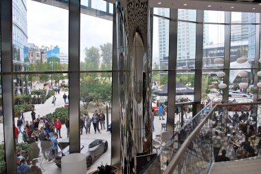 Varşova Spire. Modern ofis binası.