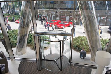 Varşova Spire. Modern ofis binası.