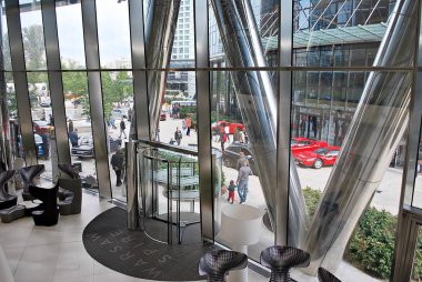 Varşova Spire. Modern ofis binası.