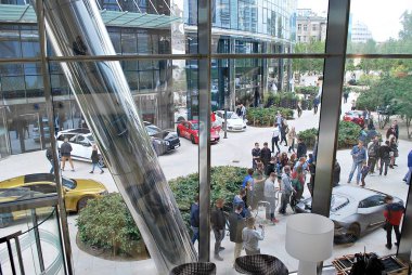 Varşova Spire. Modern ofis binası.