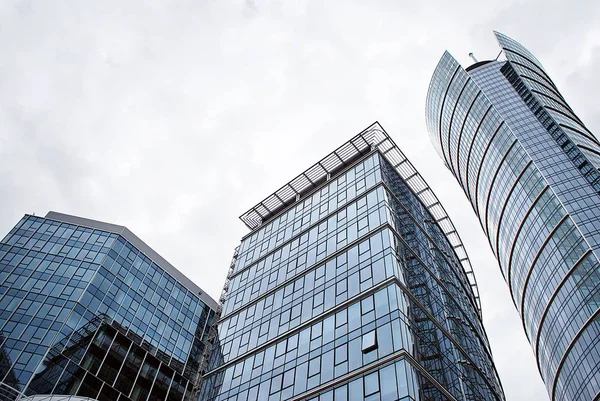 Modern ofis binası. 