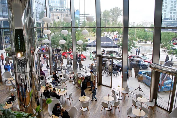 Varşova Spire. Modern ofis binası.