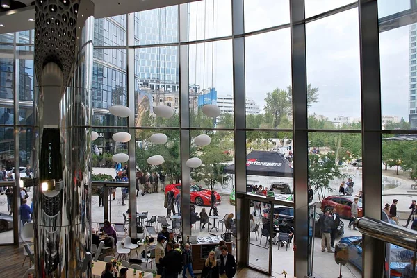 Varşova Spire. Modern ofis binası.