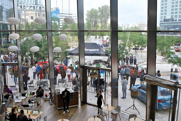 Varşova Spire. Modern ofis binası.