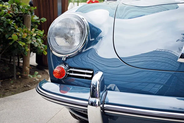 Carro clássico com close-up — Fotografia de Stock