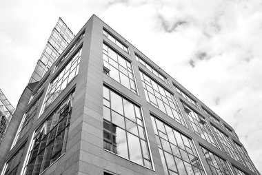 Modern ofis binası. siyah ve beyaz