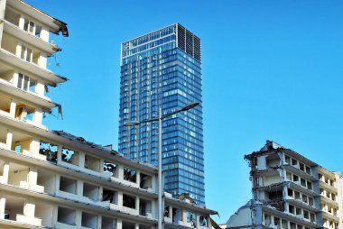 Ofis Phn binasının yıkılması