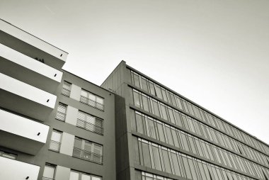 Modern, lüks apartman. Siyah ve beyaz.