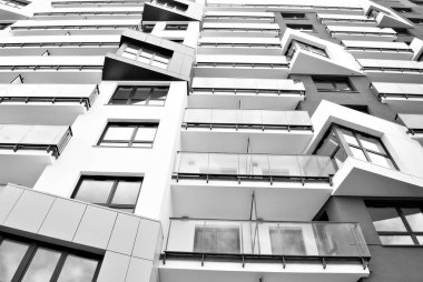 Modern, lüks apartman. Siyah ve beyaz.