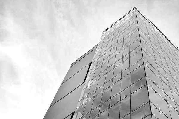 Modern apartment building.  Black and white. — Stock Photo, Image