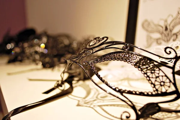 Maske baştan çıkarma. Baştan çıkarma sanatı