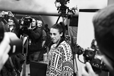 Varşova, Polonya. 14 Ocak 2017. Noel yardım kuruluşunun büyük orkestra tarafından 26 büyük final. Grand Finale Center geleneksel Taba Defilad Varşova bilim ve Kültür Sarayı'nın önünde yer alır.