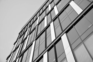Modern ofis binası. Modern binanın mimari detaylar. Siyah ve beyaz.