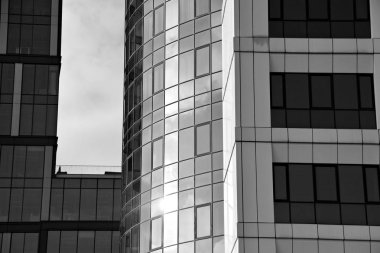 Modern ofis binası. Modern binanın mimari detaylar. Siyah ve beyaz.