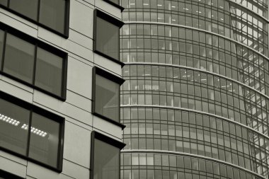 Modern ofis binası. Modern binanın mimari detaylar. Siyah ve beyaz.